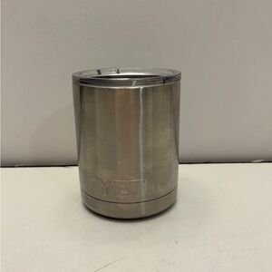 Yeti Stainless Steel Tumbler - Brushed Silver